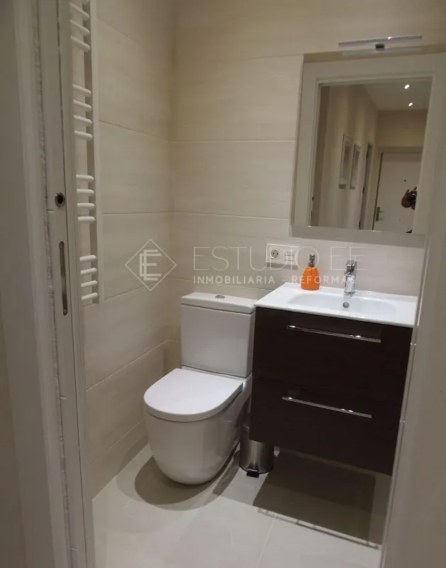 Salles de bain - Furnished Flat with Central Heating in Salamanca
