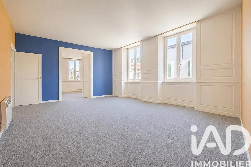 Toad - Apartment with Parking in Verdun Centre