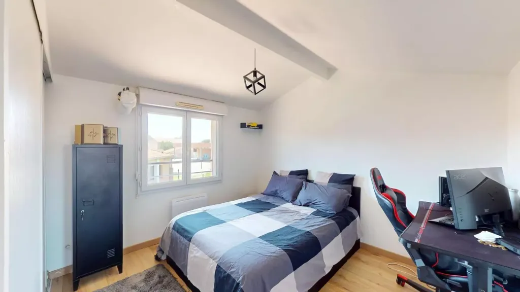 Magamistoad - Spacious House with Terrace in Launaguet