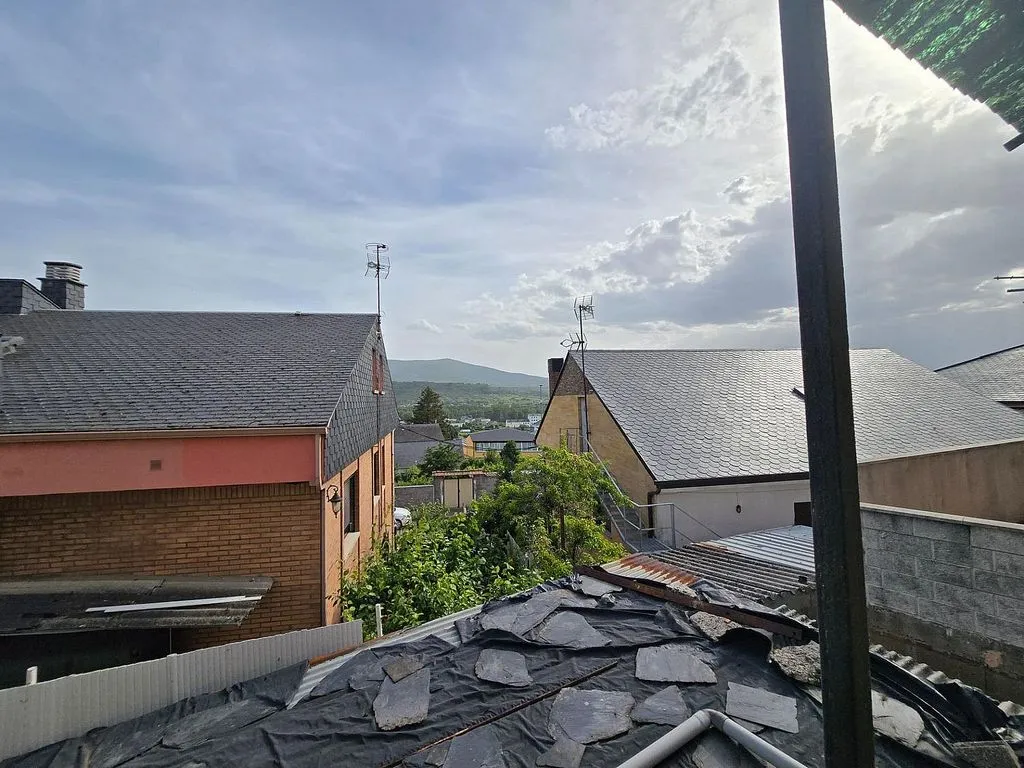 Balcone - Chalet with Two Independent Units in Bembibre