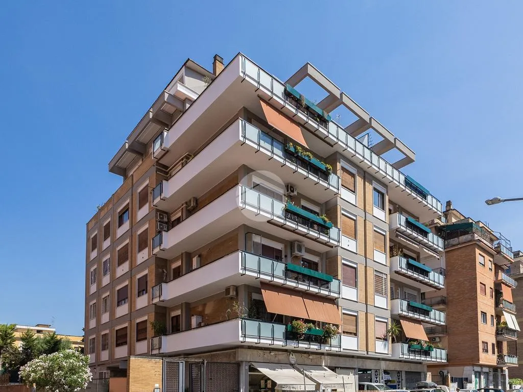 Exterior - Penthouse with Park Views in Ardeatino