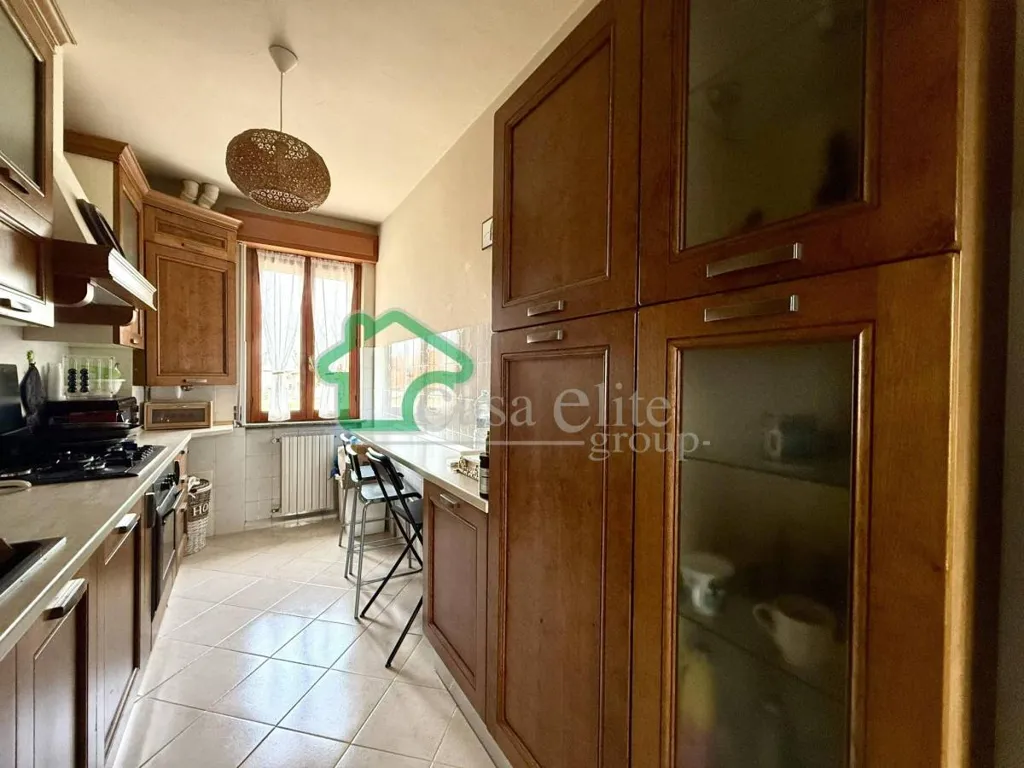 Cuisine - Bifamiliar Villa with Private Garden in Secugnago