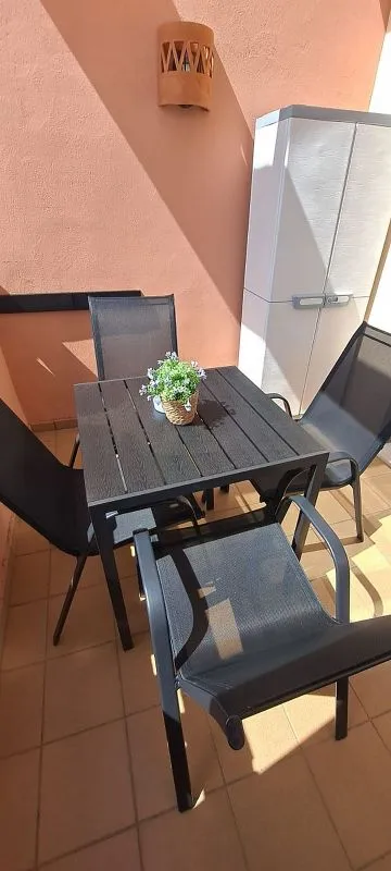 Terrazza - 1-Bed Apartment with Pool on Avenida Del Decano