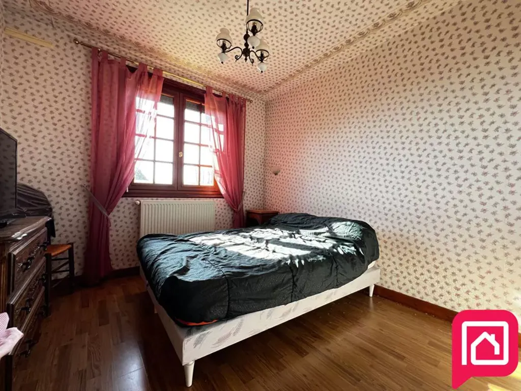 Magamistoad - Traditional House with Large Garden in Plessé