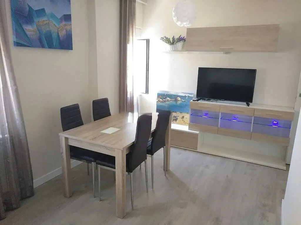Salle à manger - Furnished Flat with Central Heating in Salamanca