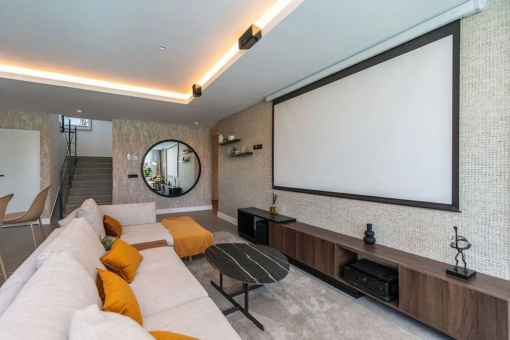Pièces - Modern Villa with Pool in La Cala Resort