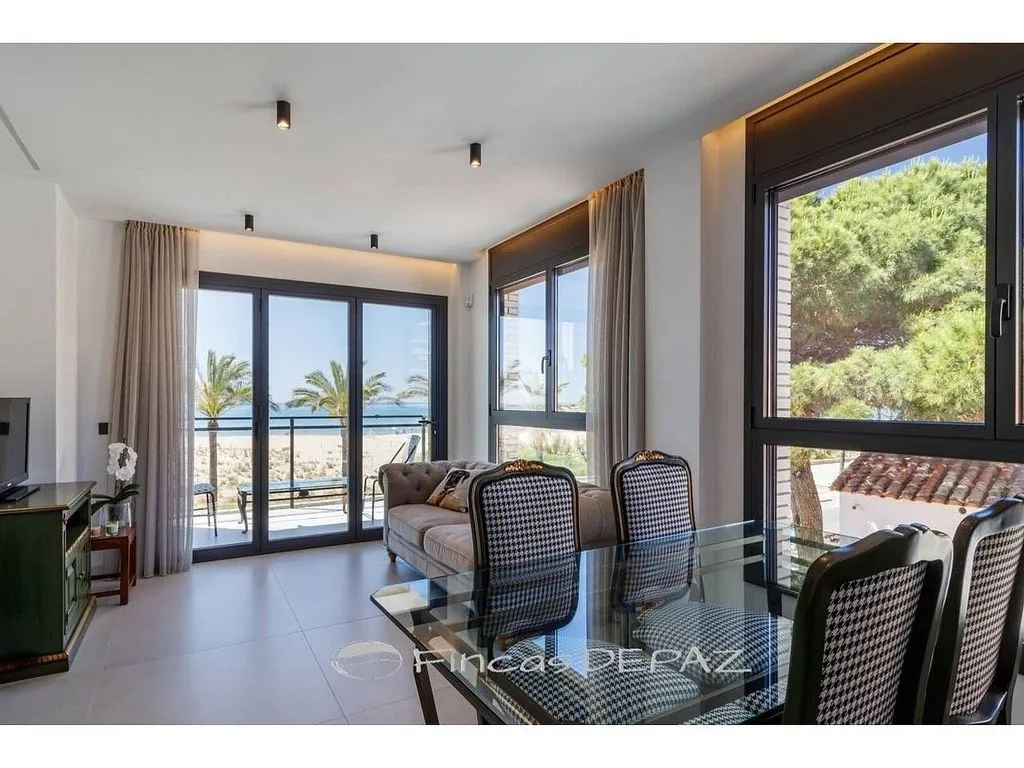 Soggiorno - Apartment with Sea View on Passeig Marítim