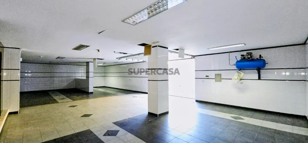 Garage - Triplex T6 Home with Pena Palace View in Belas
