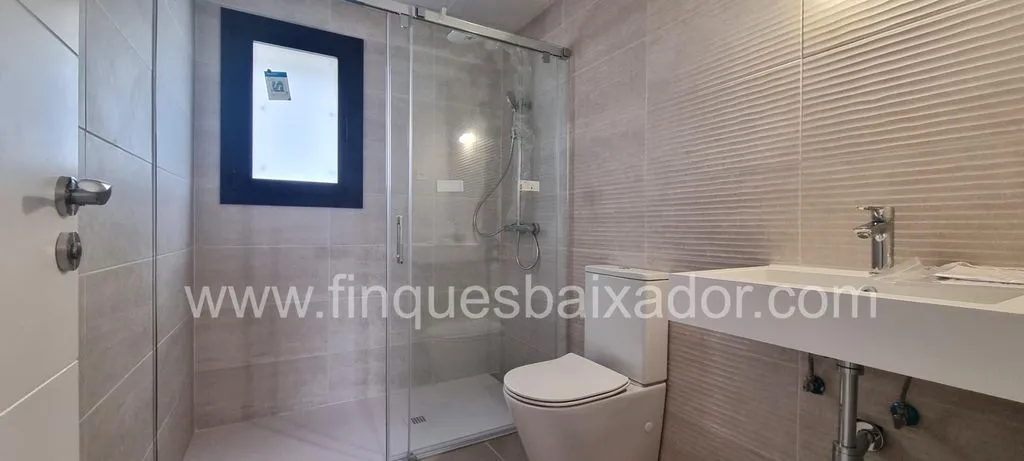 Vannitoad - New Build House with Pool in Segur de Calafell