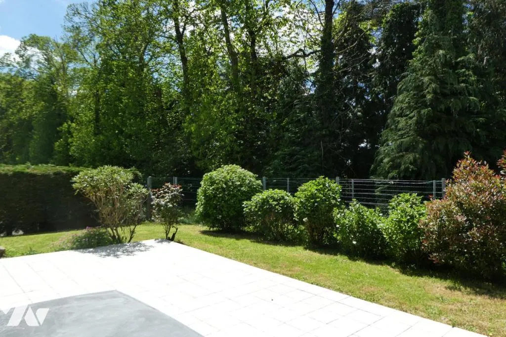 Giardino - House with West-Facing Terrace near Morlaix