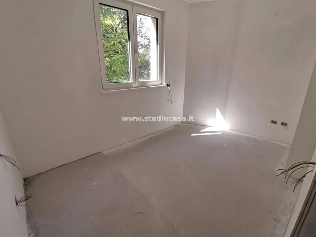 Pièces - New Class A+ Attic Flat with Park View in Rovereto