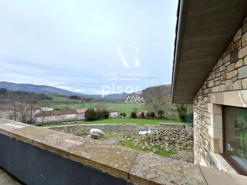 Terrass - House with Valley Views in Villacarriedo