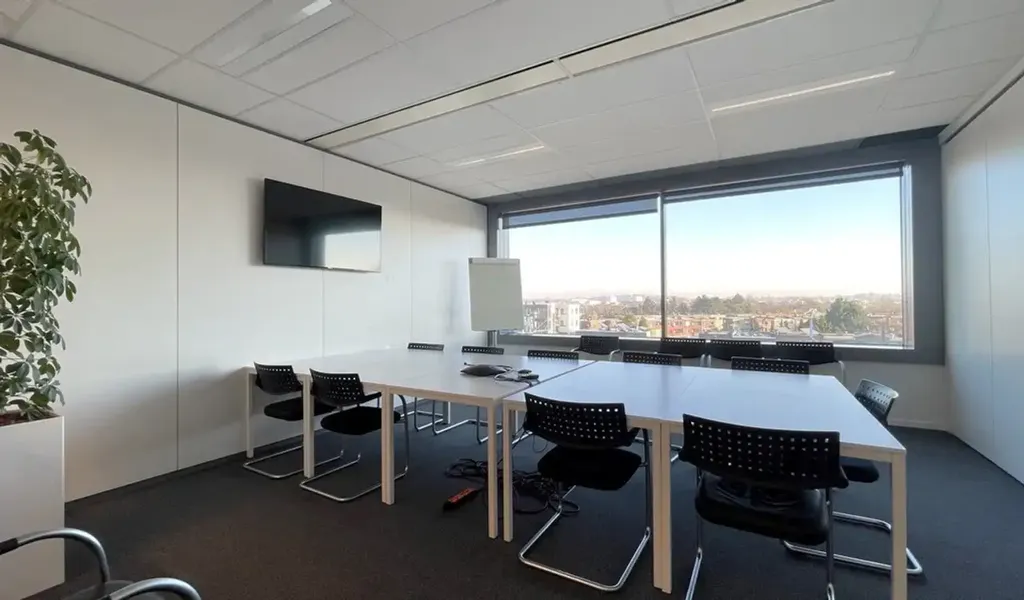 Kabinet - Office Space in The Sage, Berchem