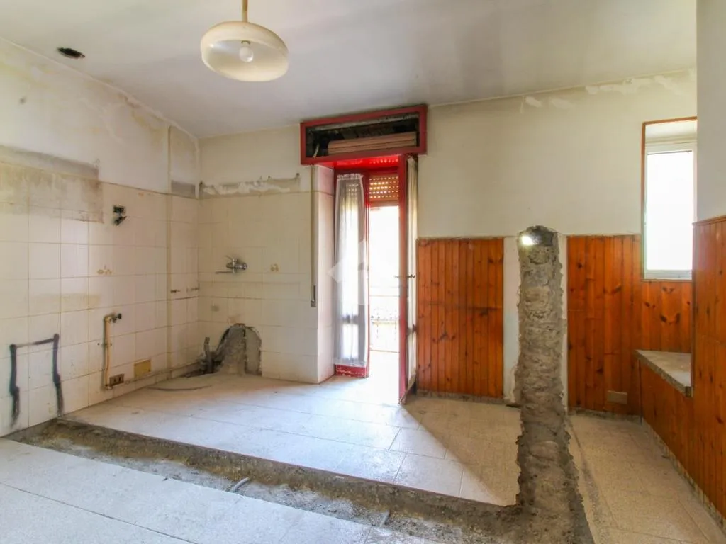 Vannitoad - Triplex with Balcony in Vestone