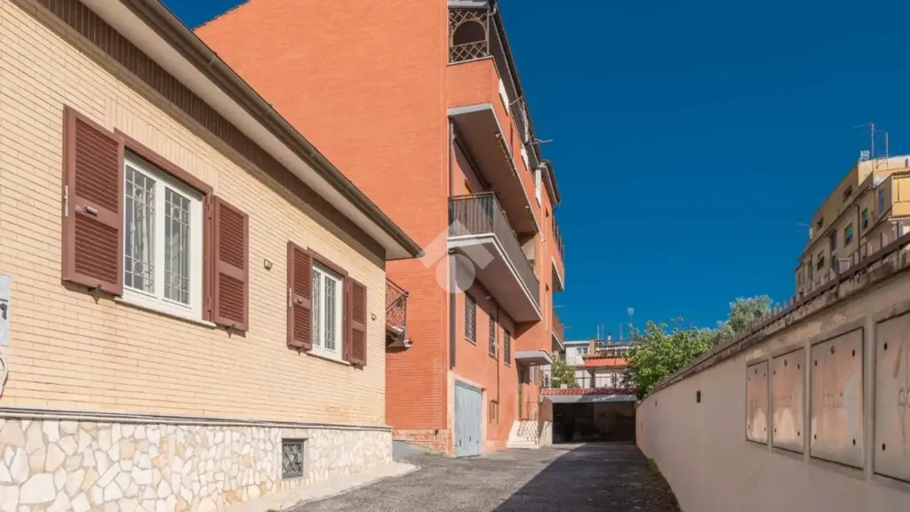 Välivaade - Ground Floor Apartment with Garden in Rome