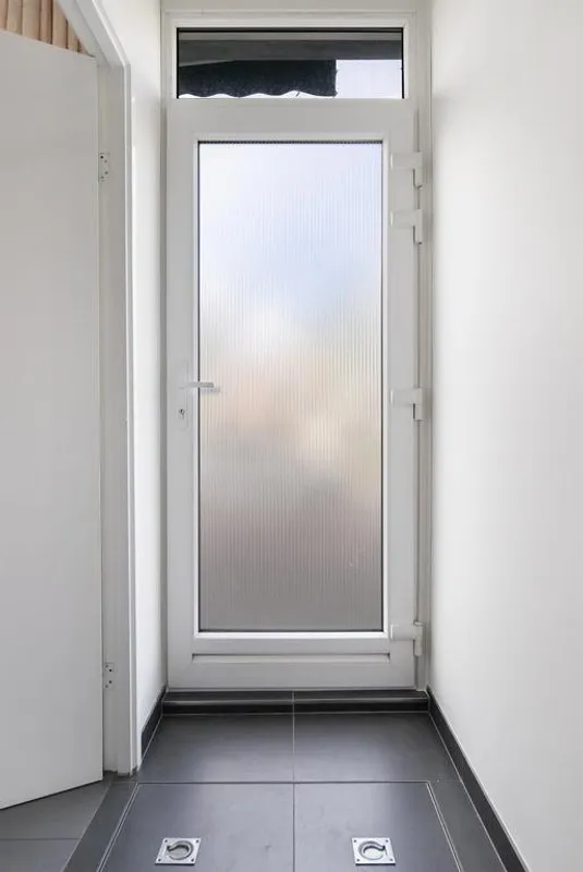 Esik - Two Maisonnettes with Separate Entrances in Rotterdam