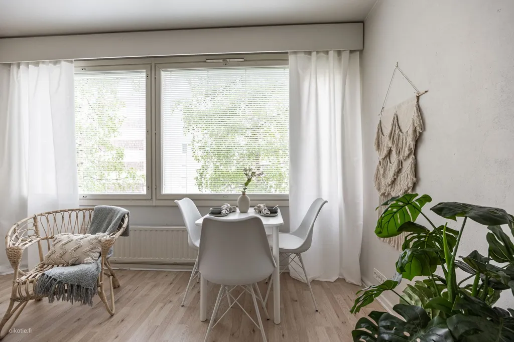 Söögituba - Compact Apartment with Central Location in Tampere