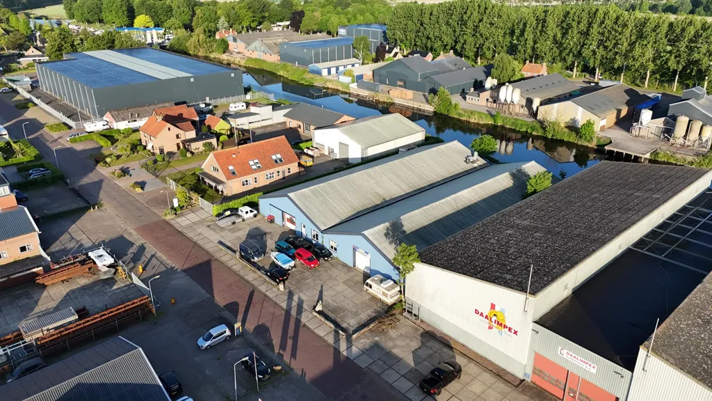 Õhuvaade - Garage Box with Overhead Door in Middenmeer
