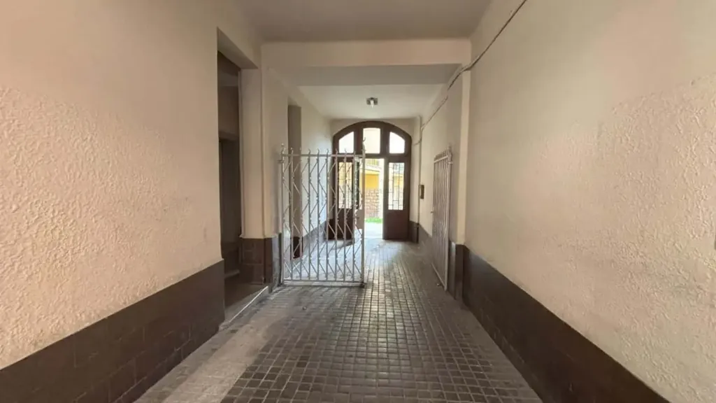 Entrée - Spacious Studio with Central Location in Trieste
