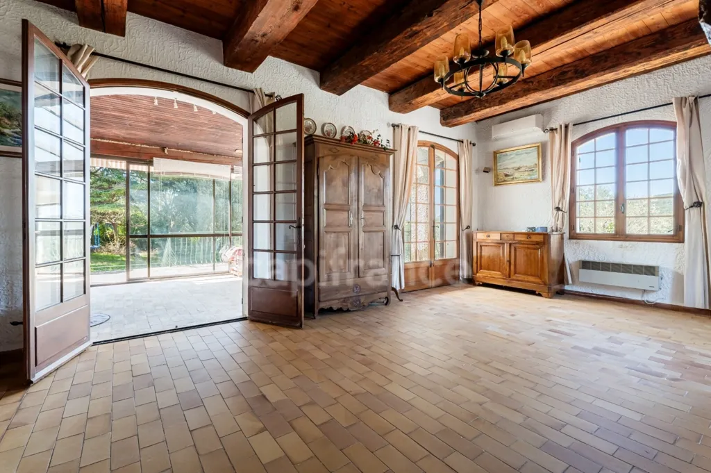 Living Room - Charm House with Garden in Ceyreste