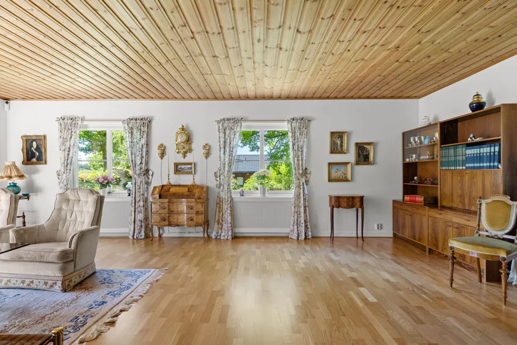 Elutuba - Charming Villa with Sea View on Fornudden