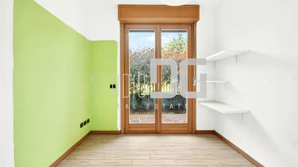 other_room