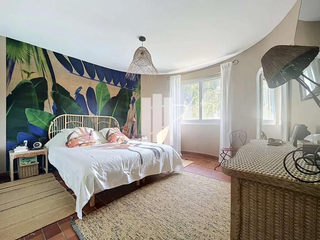 Chambres - Villa avec Piscine Chauffée à Boulouris
