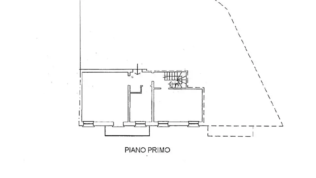 Plaan - Two-Storey Apartment with Balcony in Guastalla