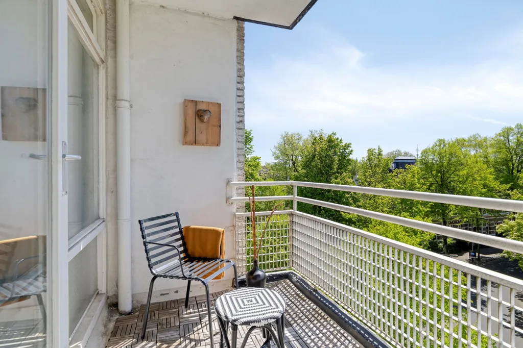 Balcon - City Centre Flat with Balcony in Hereplein