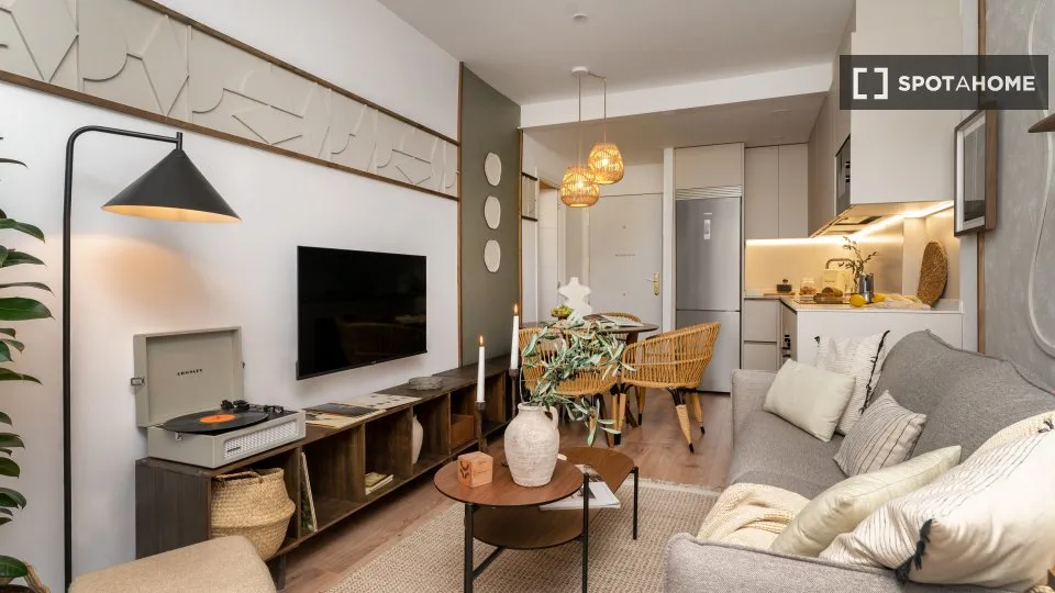 Soggiorno - 1-Bedroom Apartment with Balcony in Lista, Madrid