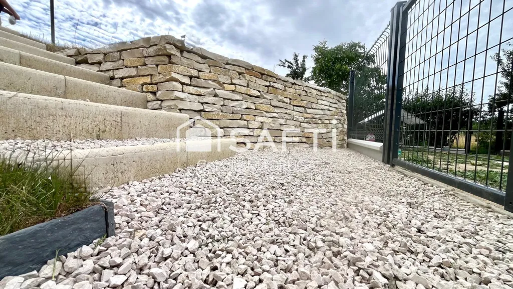 Toad - Contemporary House with Garden in Œuilly