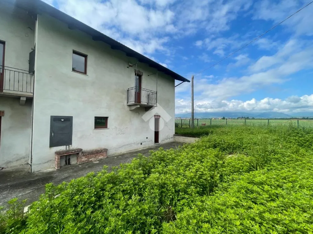 Välivaade - Semi-detached House with Panoramic View in Cavour