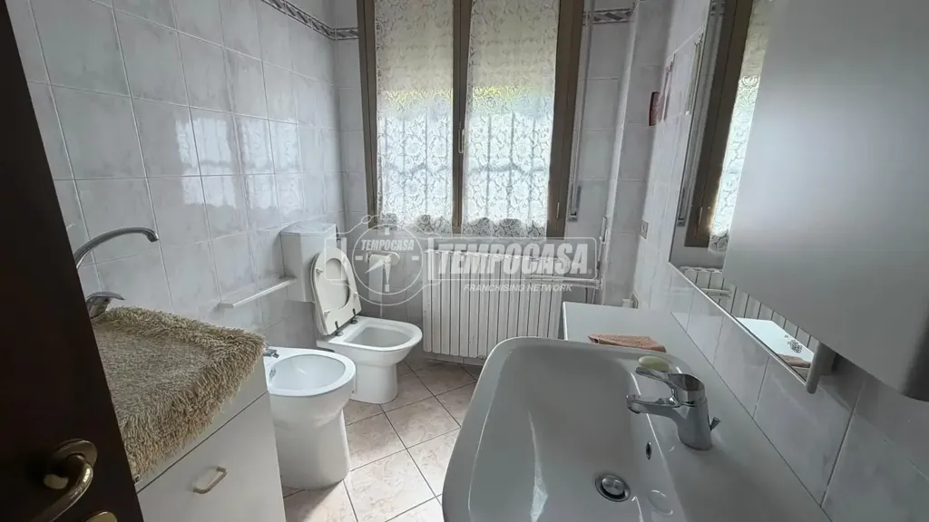 Salles de bain - Trilocale with Garden in Modena