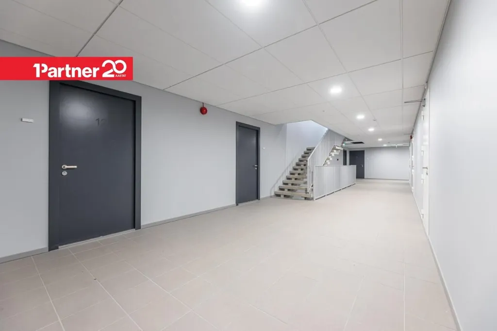 hallway_entrance