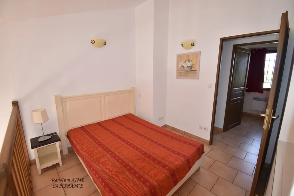 Chambres - Appartement Duplex avec Piscine à Barjac
