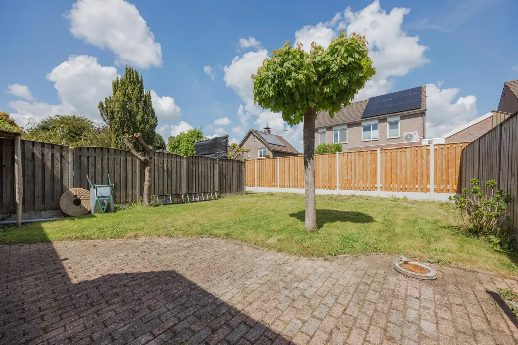 Maison 6 pièces à Broekhuizen