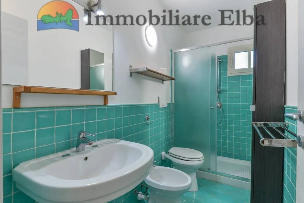 Bathrooms - Seaside Villa with Private Garden in Capoliveri