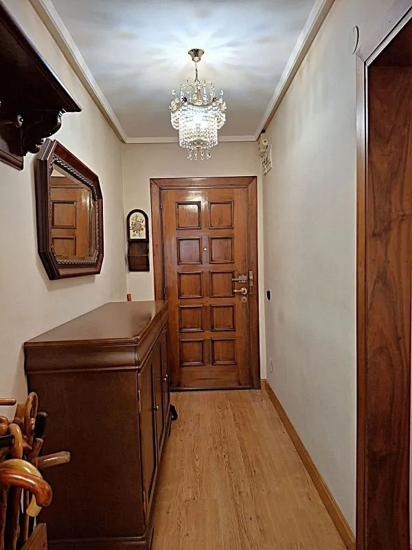 hallway_entrance