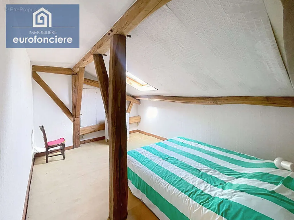 Maison 8 pièces à Lesmont