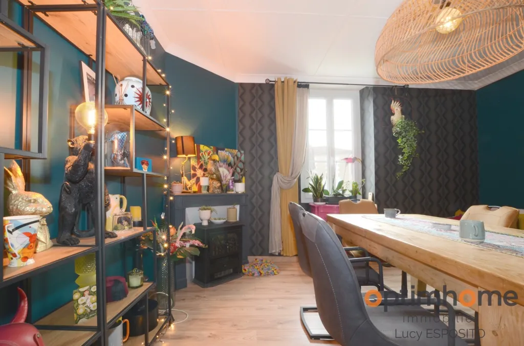 Salle à manger - Maison de Village Rénovée à Nieuil, Charente