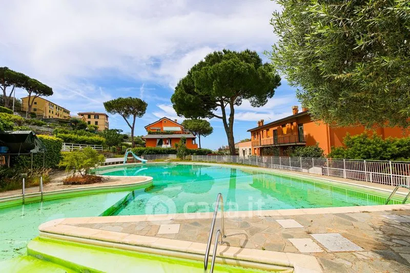 Bassein - Bright Trilocale with Terraces in Camogli