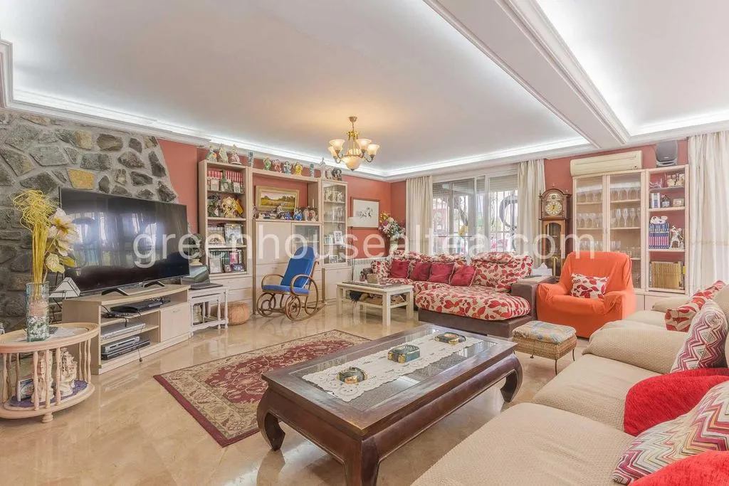 Living Room - Luxury Villa with Pool in L'Alfàs del Pi