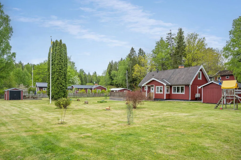 5-toaline maja asukohas Strängnäs kommun