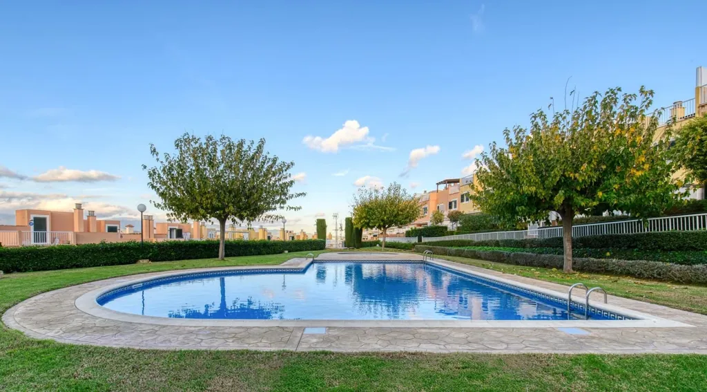 pool_area