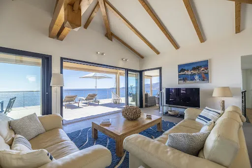 Elutuba - Luxury Villa with Sea View in Sagone