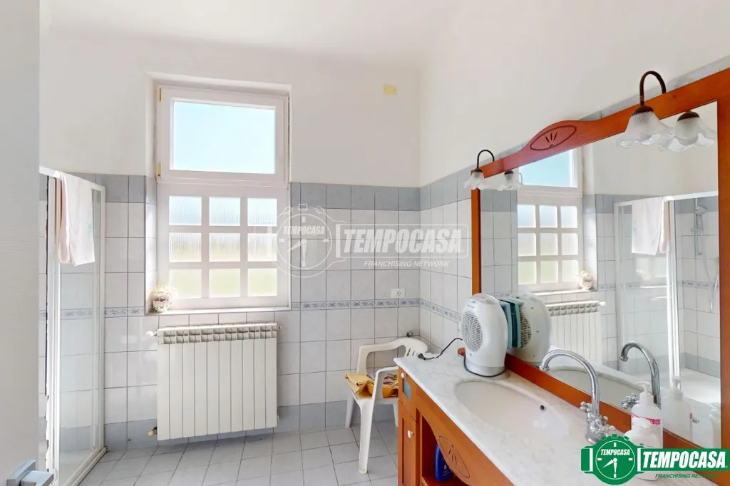 Vannitoad - Detached Villa with Garden in Arcola