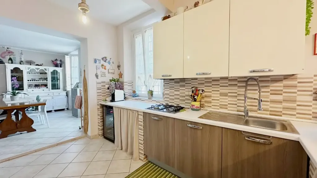 Maison 10 pièces à IT