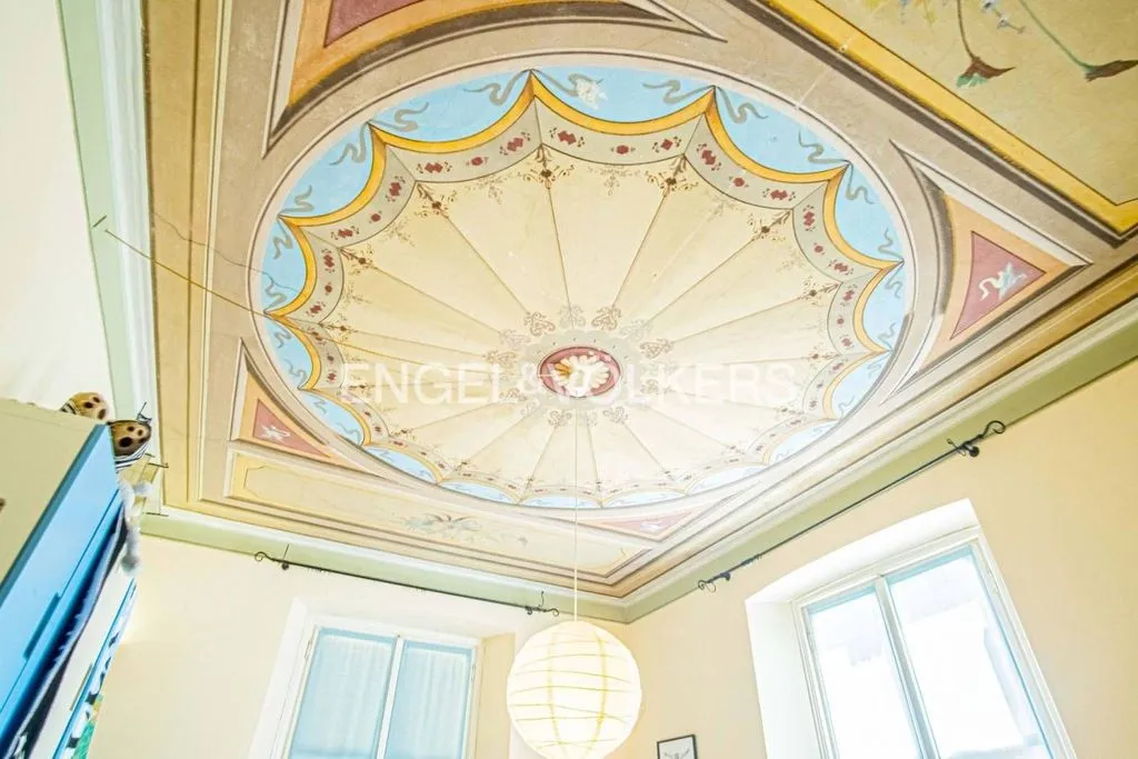 Toad - Luxury Apartment with Frescoed Ceilings in Chiavari