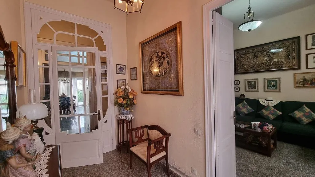 hallway_entrance