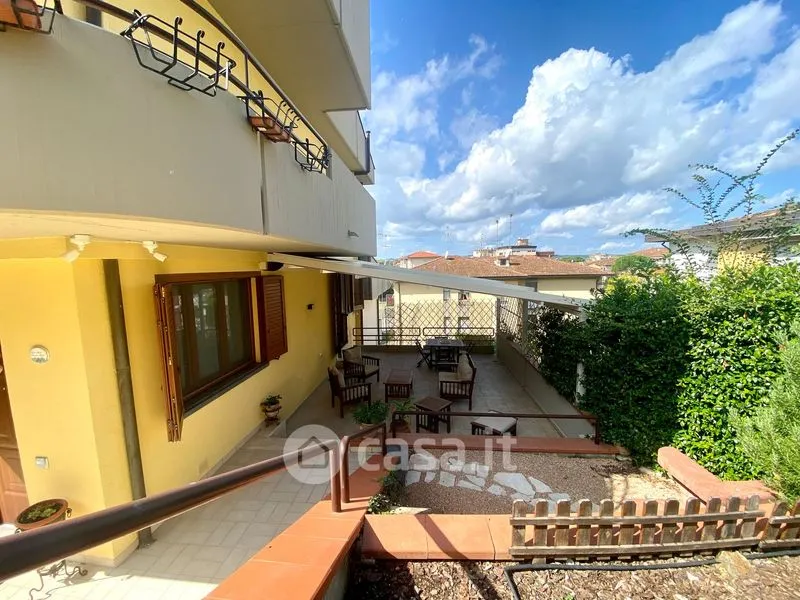 Terrasse - Modern Terraced House with Garden in Castelfiorentino